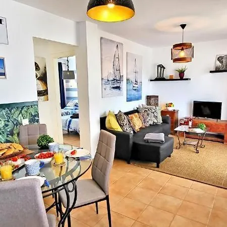 Dos Gatos Fuertaventura Caleta De Fuste